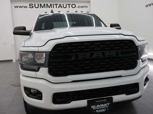 Used 2022 RAM 2500 Big Horn w/ Night Edition AWD/4WD image 21
