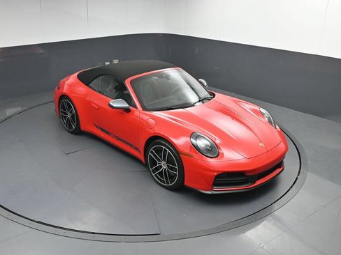 Certified 2026 Porsche 911 Carrera T RWD image 40