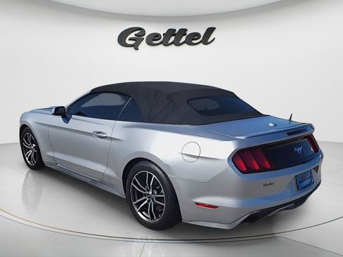 Used 2017 Ford Mustang Premium image 3