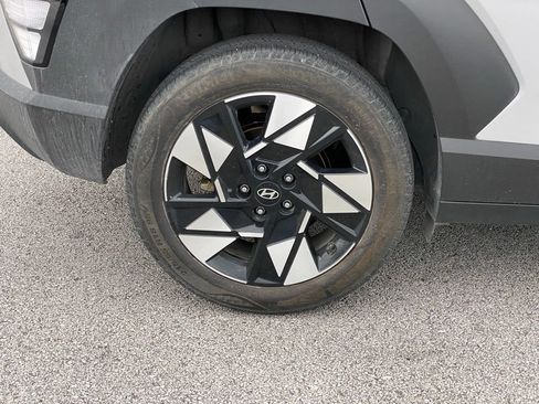 Used 2025 Hyundai Kona SEL FWD image 9