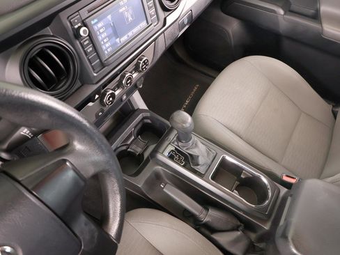 Used 2016 Toyota Tacoma SR w/ SR Convenience Package RWD image 39