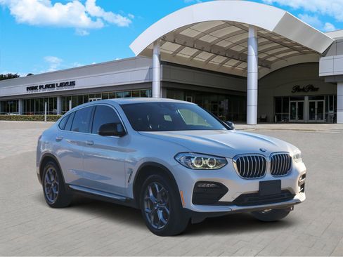 Used 2020 BMW X4 xDrive30i w/ Convenience Package image 2
