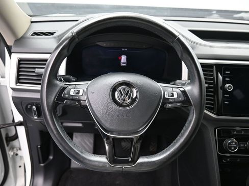 Used 2018 Volkswagen Atlas SEL Premium image 15