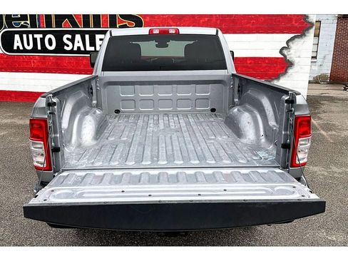Used 2024 RAM 2500 Big Horn image 31
