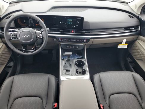 New 2026 Kia Carnival FWD image 25