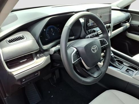 Used 2026 Toyota Grand Highlander AWD Hybrid image 7