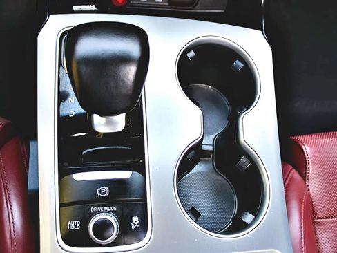 Used 2018 Kia Stinger GT2 image 23