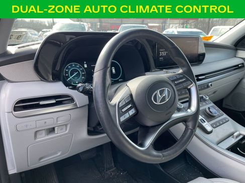 Used 2024 Hyundai Palisade SEL image 19