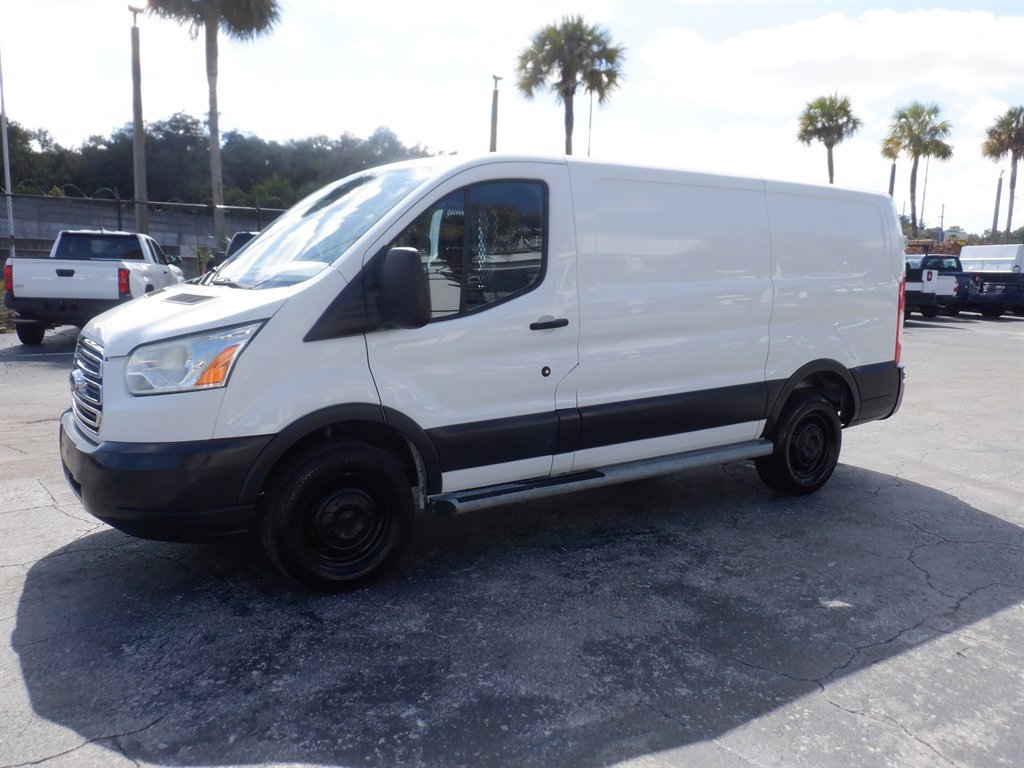 Used 2017 Ford Transit 250 130 Low Roof w/ Exterior Upgrade Package RWD image 2
