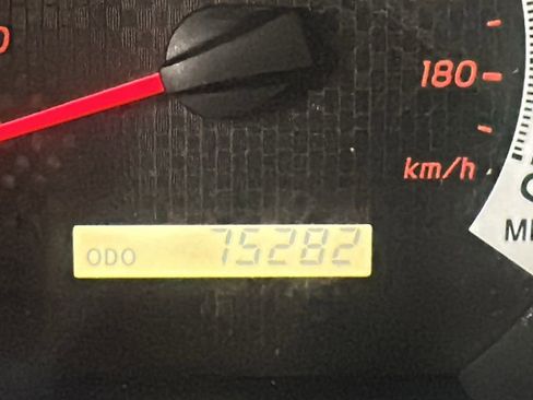 Used 2012 Toyota Tacoma TRD Sport image 12