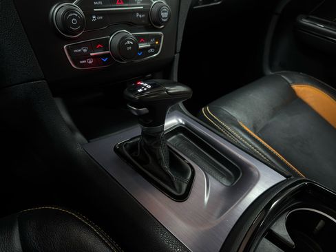 Used 2018 Dodge Charger SXT w/ Blacktop Package image 24