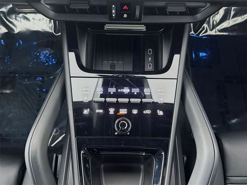 New 2026 Porsche Cayenne GTS image 16