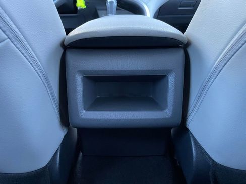 Used 2023 Toyota Camry SE FWD image 27