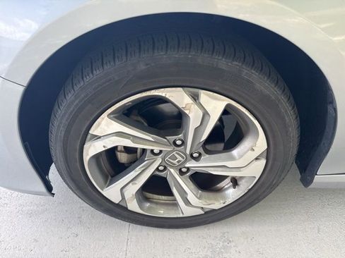 Used 2018 Honda Accord EX-L image 13