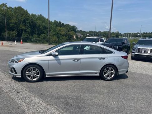 Used 2018 Hyundai Sonata Sport w/ Tech Package 05 FWD image 5