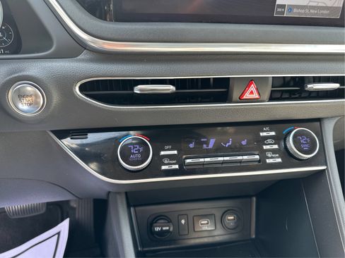 Certified 2023 Hyundai Sonata SEL w/ Convenience Package FWD image 28