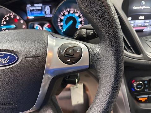 Used 2015 Ford Escape SE w/ Equipment Group 201A image 18