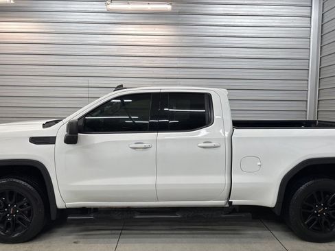 Used 2020 GMC Sierra 1500 Elevation w/ Elevation Value Package AWD/4WD image 9