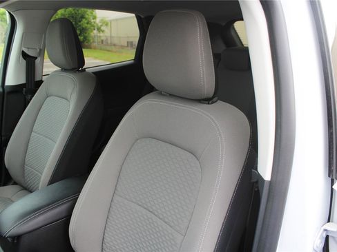 Used 2022 Ford Escape SE image 19