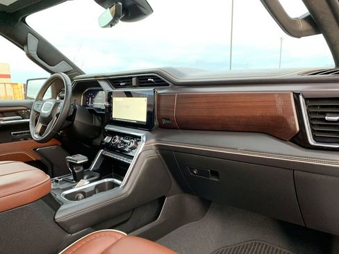 Used 2023 GMC Sierra 1500 Denali Ultimate image 39