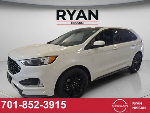 Used 2023 Ford Edge ST-Line image 1