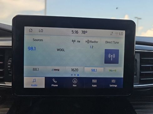 Used 2022 Ford Explorer Limited w/ Equipment Group 301A RWD image 36