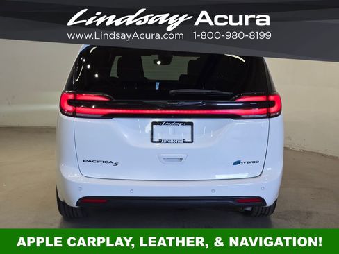 Used 2024 Chrysler Pacifica Limited FWD image 6