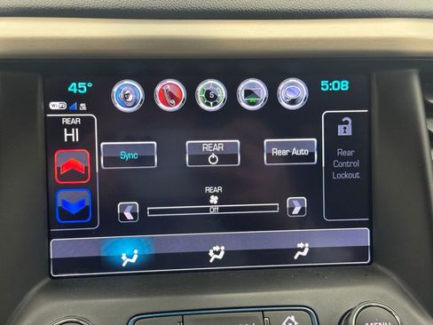 Used 2019 GMC Acadia Denali image 27