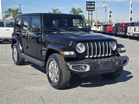Used 2022 Jeep Wrangler Unlimited Sahara w/ Safety Group image 3