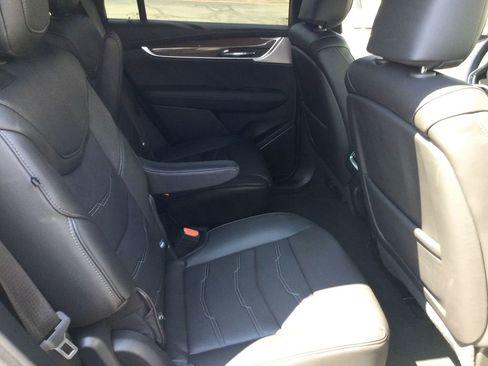 New 2025 Cadillac XT6 Premium Luxury w/ Platinum Package image 21