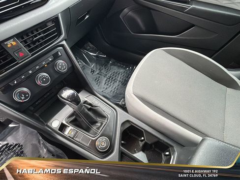 Used 2022 Volkswagen Taos S image 20