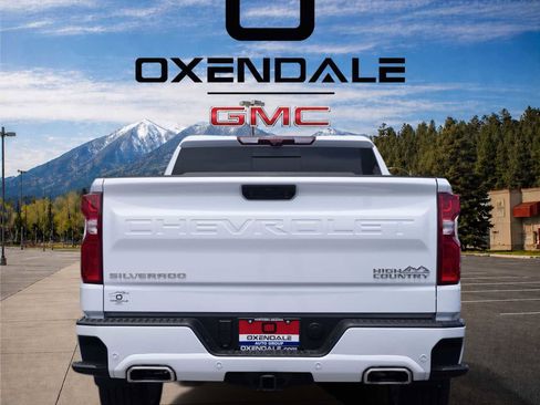 Used 2026 Chevrolet Silverado 1500 High Country w/ High Country Premium Package AWD/4WD image 6