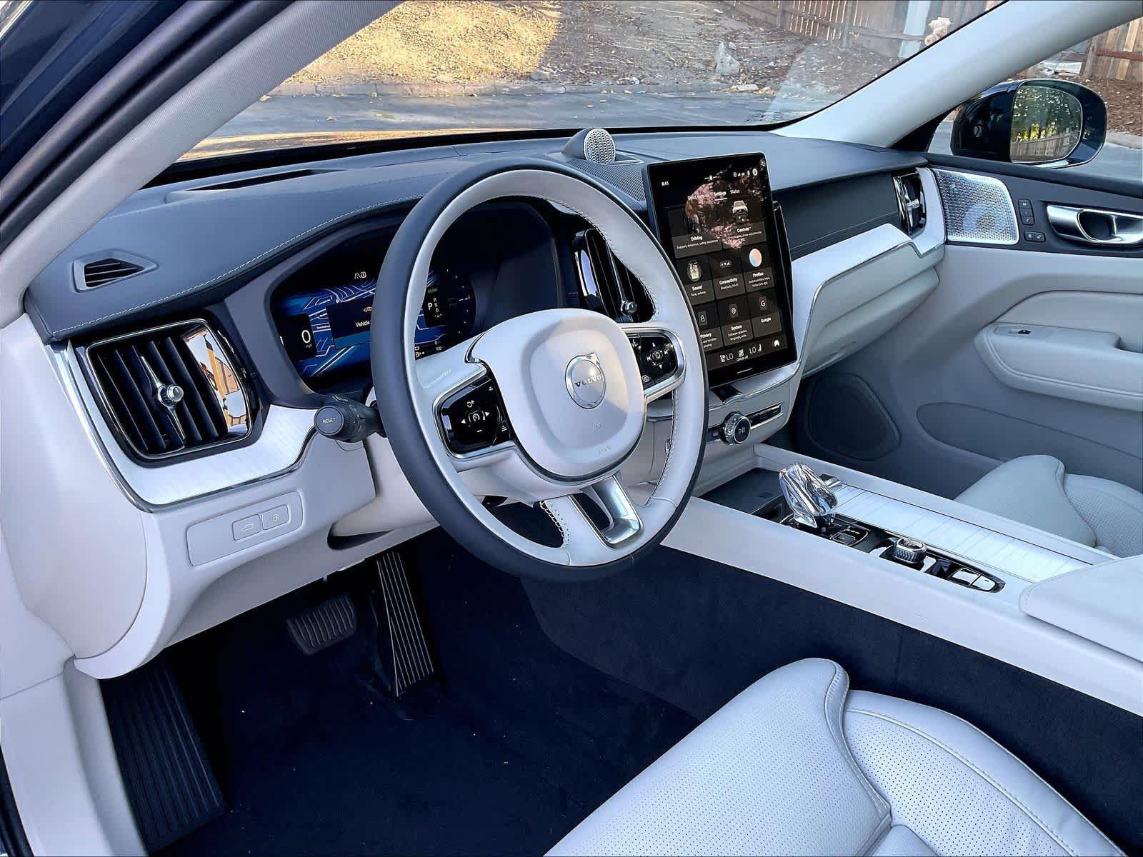 New 2027 Volvo XC60 T8 Ultra AWD/4WD image 8