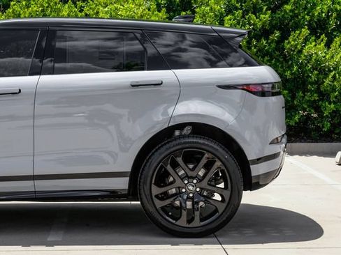 New 2026 Land Rover Range Rover Evoque Hoxton AWD/4WD image 17
