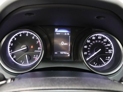 Used 2023 Toyota Camry SE image 36