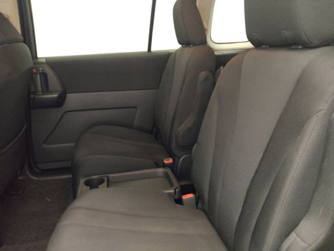 Used 2014 MAZDA MAZDA5 Touring FWD image 18