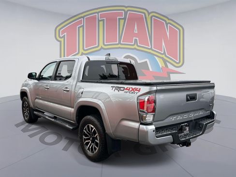 Used 2021 Toyota Tacoma TRD Sport w/ TRD Premium Sport Package AWD/4WD image 2