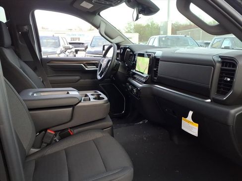New 2026 Chevrolet Silverado 1500 LT image 17