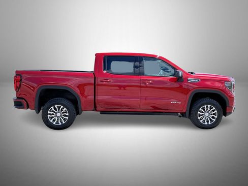 Used 2023 GMC Sierra 1500 AT4 w/ Technology Package AWD/4WD image 4