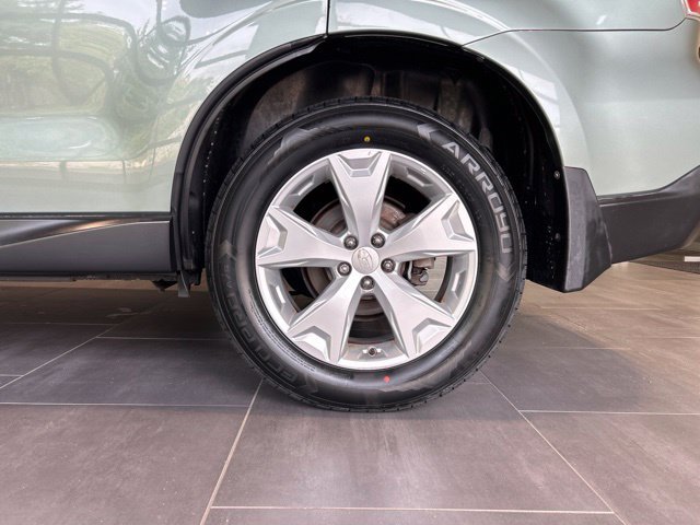 Used 2015 Subaru Forester 2.5i Premium w/ All-Weather Package AWD/4WD image 41