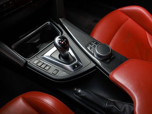 Used 2020 BMW M4 Coupe w/ M Driver's Package image 43