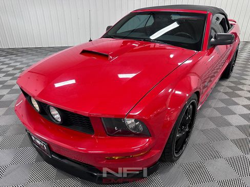 Used 2006 Ford Mustang GT Premium RWD image 7