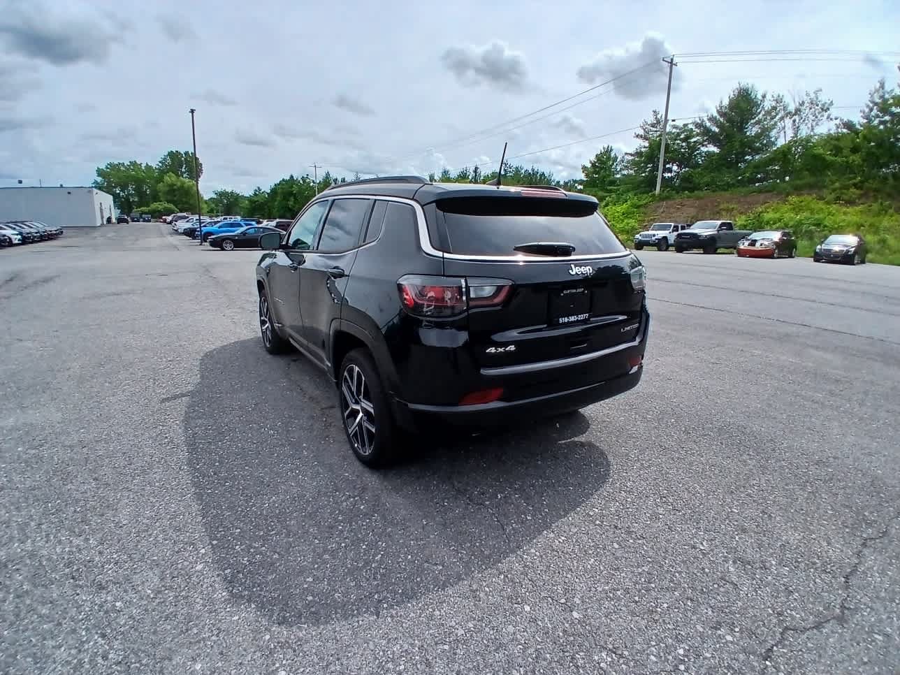 New 2025 Jeep Compass Limited w/ Elite Group AWD/4WD image 8