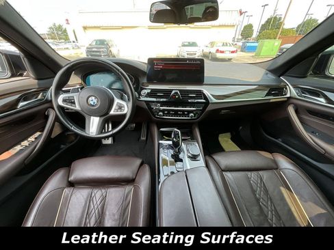 Used 2022 BMW 530i xDrive w/ M Sport Package AWD/4WD image 7