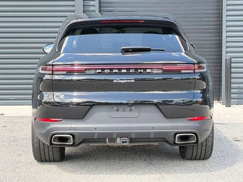 Certified 2024 Porsche Cayenne AWD/4WD image 21