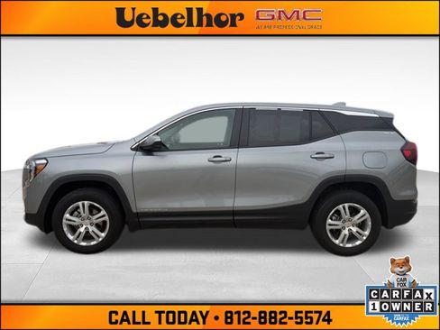 Used 2024 GMC Terrain SLE AWD/4WD image 16