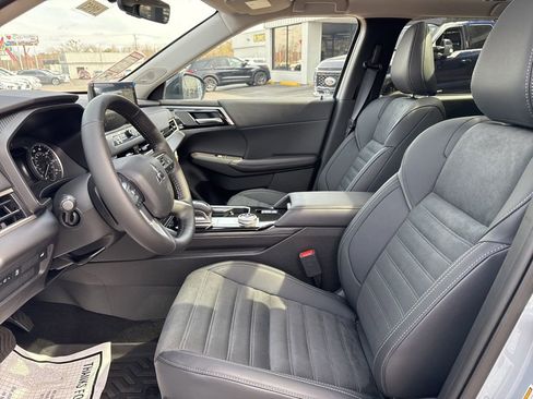 New 2026 Mitsubishi Outlander LE AWD/4WD image 20