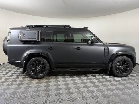 Used 2025 Land Rover Defender 130 Outbound AWD/4WD image 9