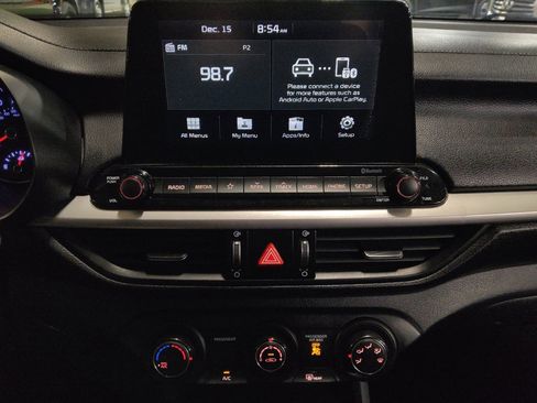 Used 2020 Kia Forte LXS image 25