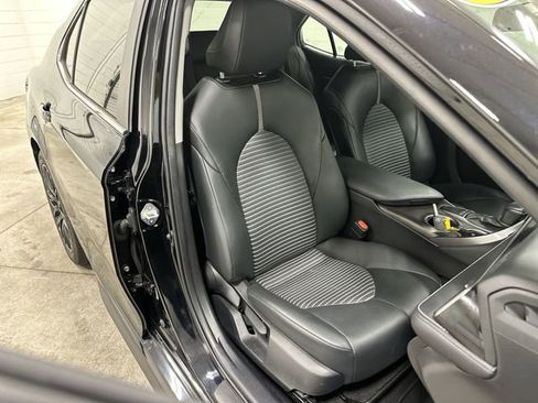 Used 2023 Toyota Camry SE FWD image 24
